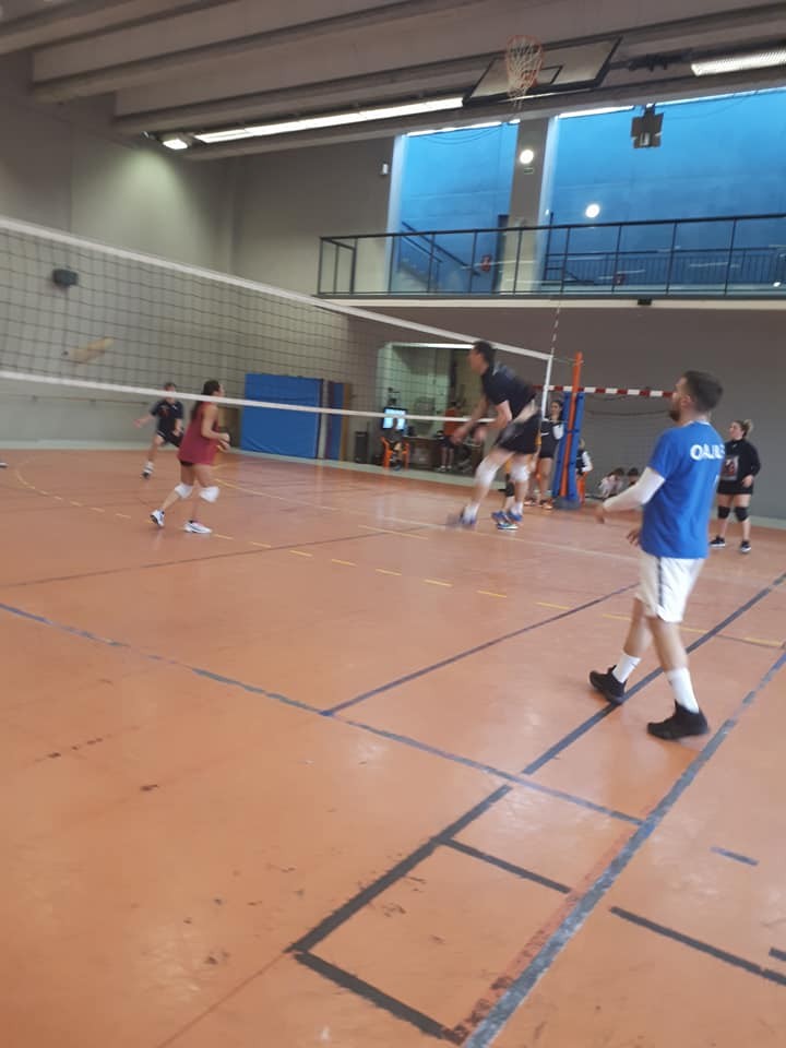 gal/saison 2017-2018/tournoi_noel_seniors/26168665_10214514379036749_6219170751345951712_n.jpg